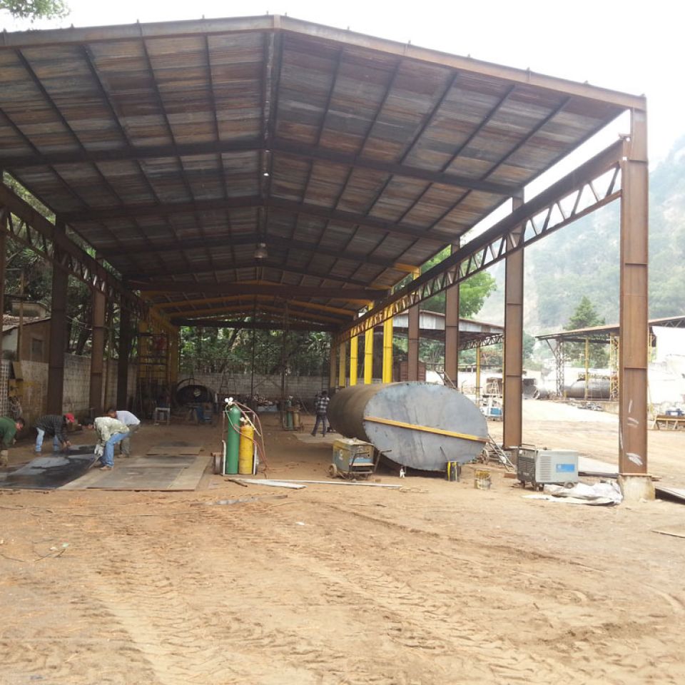 Estructuras de Alma Llena con Puentes